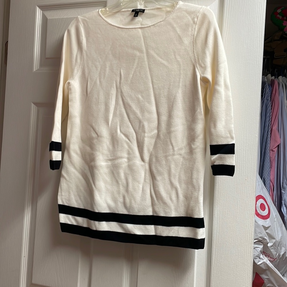 Talbots 3/4 length sleeve sweater.
